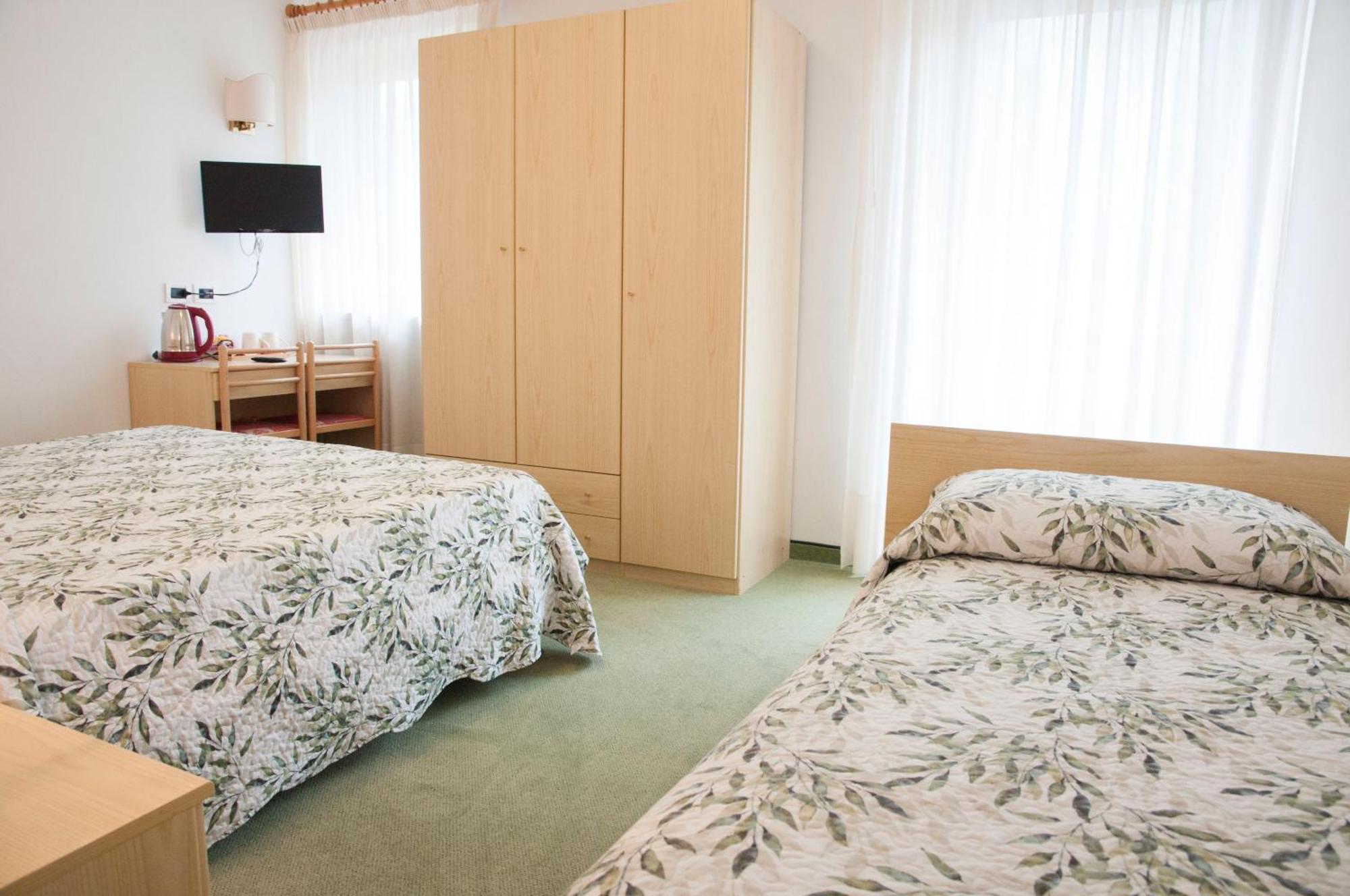 Bed and Breakfast Garni Mariolina Falcade Exterior foto