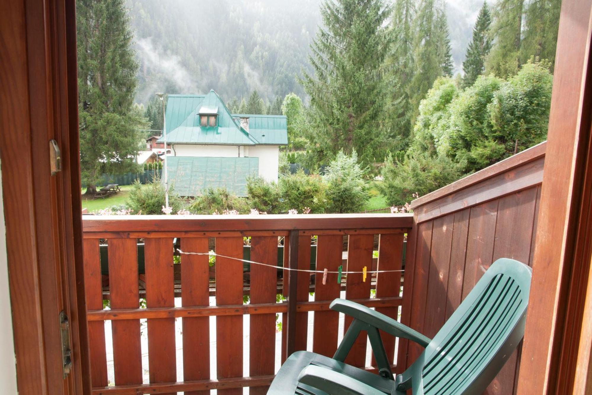 Bed and Breakfast Garni Mariolina Falcade Exterior foto