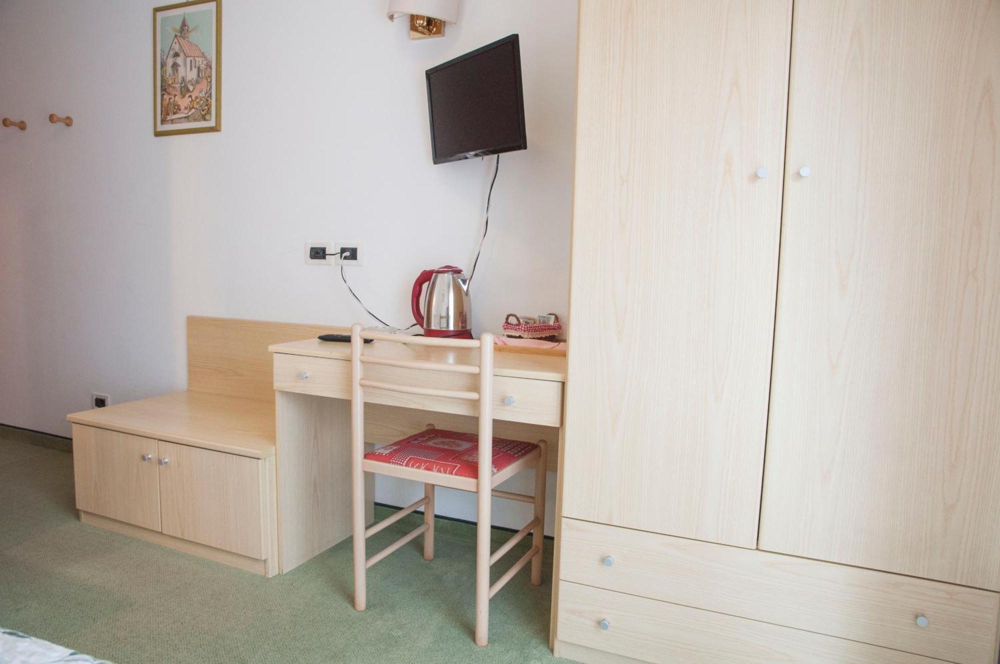 Bed and Breakfast Garni Mariolina Falcade Exterior foto