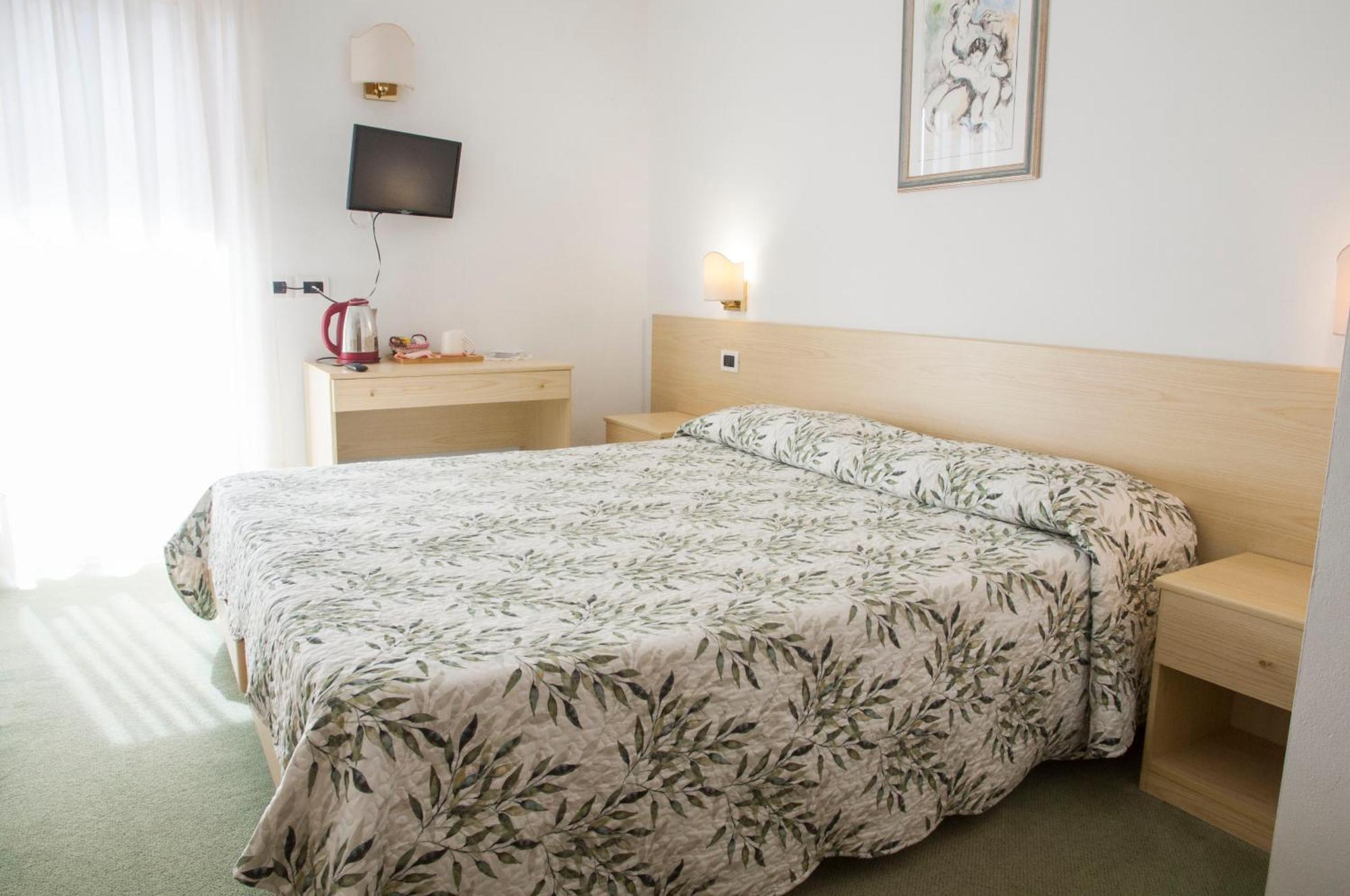 Bed and Breakfast Garni Mariolina Falcade Exterior foto